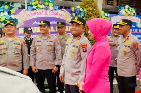 Jabat Kapolres Tuban, AKBP Alaiddin Ingin Polisi Semakin Dicintai Masyarakat Foto BeritaJatim.com