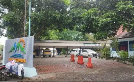 Pemkab Banyuwangi Kembangkan Terminal Sasak Perot Jadi Hub Angkutan Pariwisata Foto BeritaJatim.com