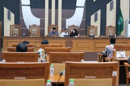 DPRD Kabupaten Pasuruan Resmi Ubah Pimpinan Fraksi PKB dan PDI Perjuangan Foto BeritaJatim.com