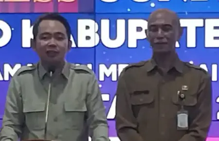 Uji Coba Pendapa untuk Ngunduh Mantu Terkait Amandemen Perda Pajak Daerah Jember Foto BeritaJatim.com