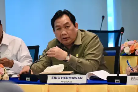 Eric Hermawan Syukuri Respons Pemerintah soal Solusi Industri Rokok Madura Foto BeritaJatim.com