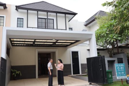 Bidik Keluarga Muda Surabaya, Intiland Luncurkan Tipe Ixia di Graha Natura, Hunian dengan Kolam Renang Privat Foto BeritaJatim.com