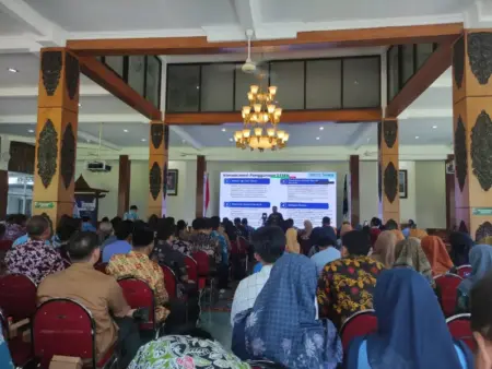 20.121 Penerima Bansos Desil 5 Terancam Dihapus, Skema PKH-BPNT 2026 Berubah Foto BeritaJatim.com