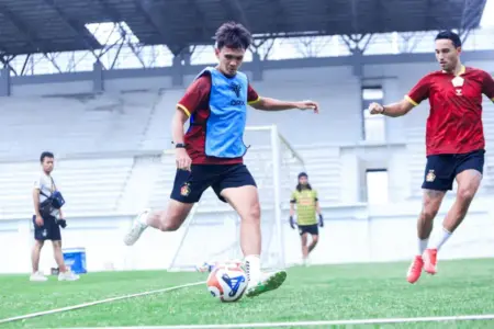 Evaluasi Kekalahan Pahit, Pelatih Persik Kediri Marcos Reina Torres Perketat Pertahanan Jelang Jamu Bali United Foto BeritaJatim.com