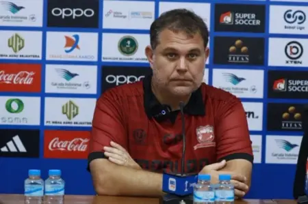 Madura United vs PSBS Biak: Tekad Laskar Sape Kerrab Akhiri Tren Buruk di Pamekasan Foto BeritaJatim.com