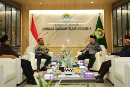 Staf Khusus Menko PMK Kunjungi DPP LDII, Bahas Penguatan SDM dan Inklusivitas Ormas Foto BeritaJatim.com