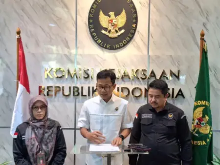 Sepanjang 2025, Komisi Kejaksaan Terima Seribu Laporan Masyarakat Foto BeritaJatim.com