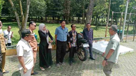 Jogging Track Alun-alun Bondowoso Siap Dibangun, Anggaran Rp1,6 Miliar Foto BeritaJatim.com