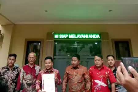 Buntut Kasus Nenek Elina, Ormas Madas Laporkan Armuji ke Polda Jatim Terkait Dugaan Hoaks Foto BeritaJatim.com
