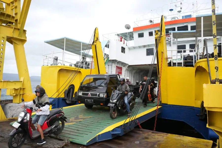 Layanan Penyeberangan Libur Akhir Pekan Isra Miraj’ Lancar Terkendali Foto BeritaJatim.com