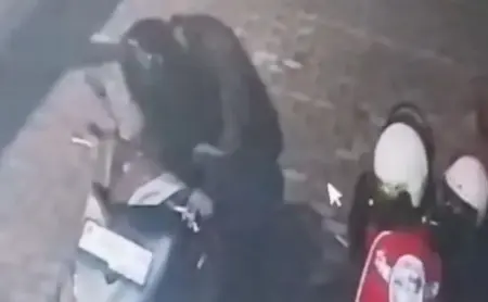 Belanja Sahur Warga Bondowoso Digondol Maling, Terekam CCTV Foto BeritaJatim.com
