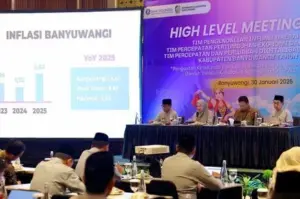 Sambut Ramadan 2026, Bupati Ipuk dan TPID Banyuwangi Siapkan Operasi Pasar Foto BeritaJatim.com