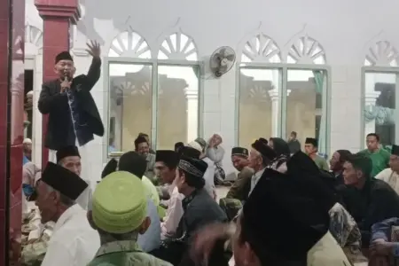 Konflik Masjid Nurul Iman Bondowoso, Akhirnya Sepakat Diserahkan ke NU Foto BeritaJatim.com