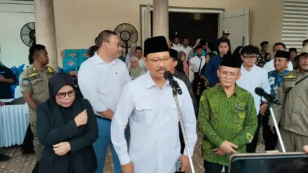 Gus Ipul Sosialisasi DTSEN di Bangil, Targetkan Hapus Rantai Bansos Turun-Temurun Foto BeritaJatim.com