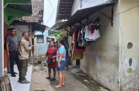Pengelola Tempat Prostitusi Purwosari Protes Satpol PP Pasuruan Tak Beri Kabar Foto BeritaJatim.com