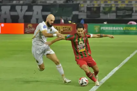 Bernardo Tavares Soroti Performa Bruno Moreira yang Menurun di Persebaya Foto BeritaJatim.com