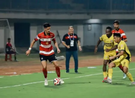 Gelandang Madura United Bertekad Bawa Pulang Poin dari Jepara Foto BeritaJatim.com