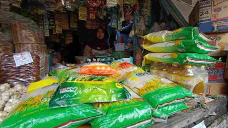 Stok Beras dan Minyak Kita di Madiun Aman hingga Lebaran 2026 Foto BeritaJatim.com