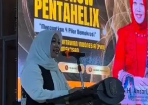 Hj Ansari Tekankan Peran Strategis Pers dalam Pembangunan Madura Foto BeritaJatim.com