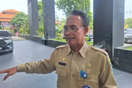 Dugaan Pupuk Subsidi Bocor ke Ngawi, DKPP Lamongan Investigasi dan Ancam Cabut Izin Kios Foto BeritaJatim.com