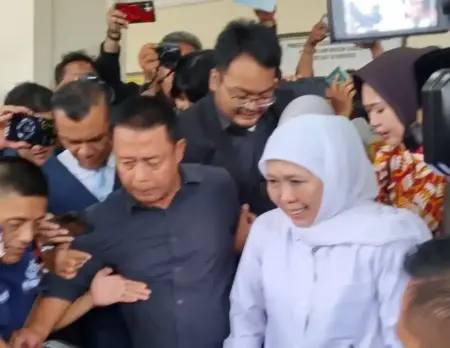 Gubernur Khofifah: Tuduhan Almarhum Kusnadi Tidak Benar! Foto BeritaJatim.com