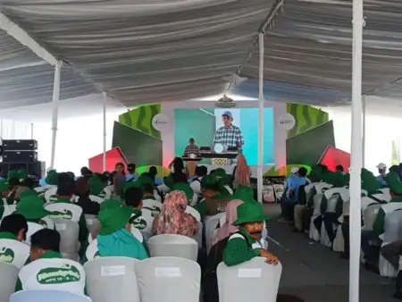 Produktivitas Panen Demplot Semangka Kawasan Tapal Kuda Meningkat di Tengah Cuaca Ekstrem Foto BeritaJatim.com