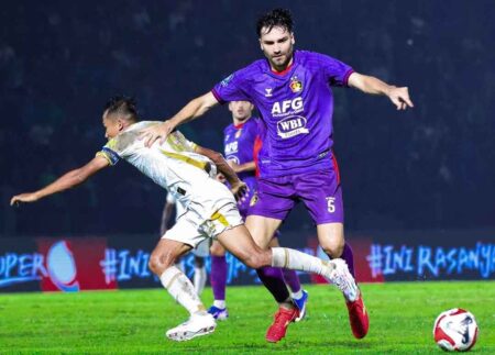Hujan Gol di Stadion Brawijaya, Bhayangkara Tumbangkan Persik Kediri 4-3 Foto BeritaJatim.com