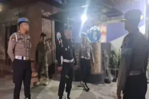 Jaga Kesucian Ramadan, TNI-Polri Sisir 4 Titik Hiburan Malam di Blitar Foto BeritaJatim.com