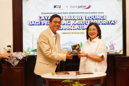 Manjakan Nasabah Prioritas, Bank Jatim dan KAI Wisata Hadirkan Akses Eksklusif Luxury Lounge di Berbagai Stasiun Foto BeritaJatim.com