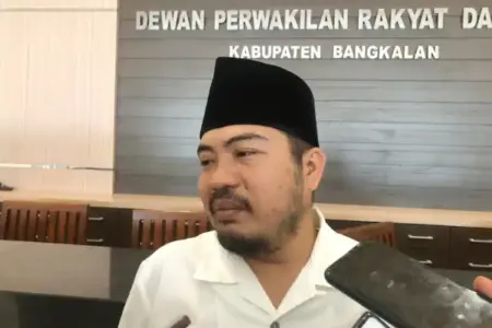 DPRD Bangkalan Desak Pelaksana Gerai KDMP Segera Urus PBG demi Legalitas Foto BeritaJatim.com