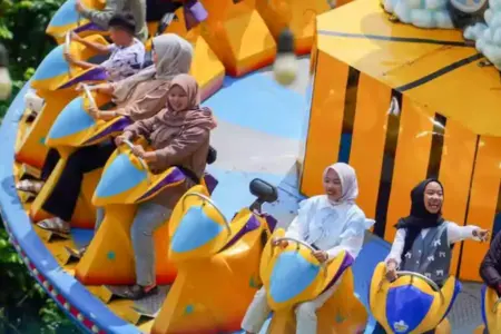 Menilik Blitar Park di Akhir Pekan, Destinasi Wisata Keluarga di Jawa Timur yang Lagi Viral Foto BeritaJatim.com
