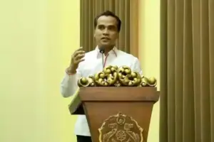 71 Ribu Warga Bangkalan Dinonaktifkan dari PBIN, Bupati Jamin Berobat Gratis via UHC Foto BeritaJatim.com