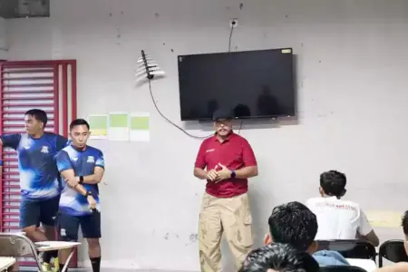 Fakhri Husaini Resmi Tinggalkan Deltras Akademi, Ini Alasan Hijrah ke ASIOP Jakarta Foto BeritaJatim.com
