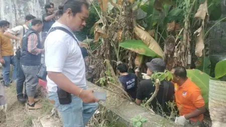 Kematian Tragis Dua Perempuan di Bekas Asrama Polri Jombang, Polisi Amankan Botol BBM dari Lokasi Foto BeritaJatim.com
