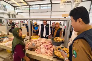Satgas Pangan Polres Magetan Sidak Pasar Selama Ramadan 2026, Cabai dan Daging Naik Foto BeritaJatim.com