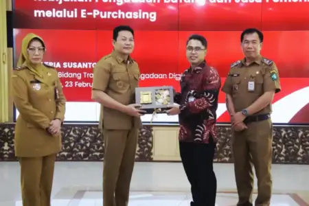 Prioritaskan E-Purchasing, Bupati Sidoarjo Targetkan Percepatan Ekonomi dan Transparansi 2026 Foto BeritaJatim.com