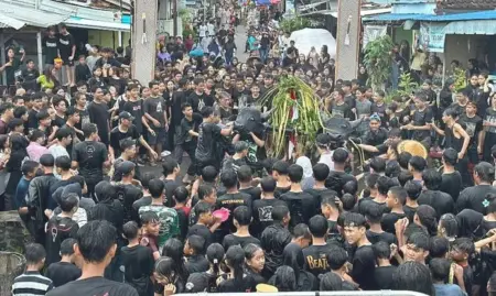 Kebo-Keboan Boyolangu Diserbu Ribuan Warga, Tradisi Unik Banyuwangi Ini Makin Mendunia Foto BeritaJatim.com