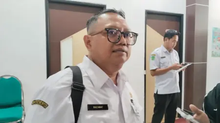 H-9 Lebaran Posko THR Kabupaten Pasuruan: 5 Kelompok Pekerja Datang Konsultasi Foto BeritaJatim.com
