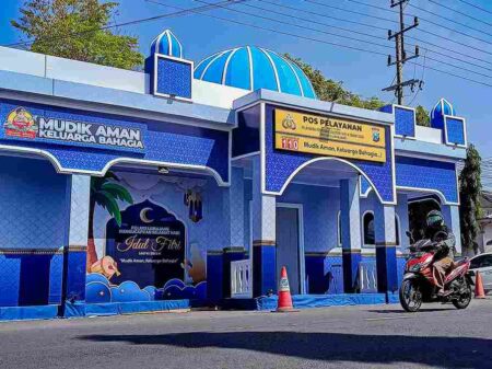 Mudik Lebaran 2026, Polres Lumajang Siagakan Pos Terpadu 24 Jam Foto BeritaJatim.com