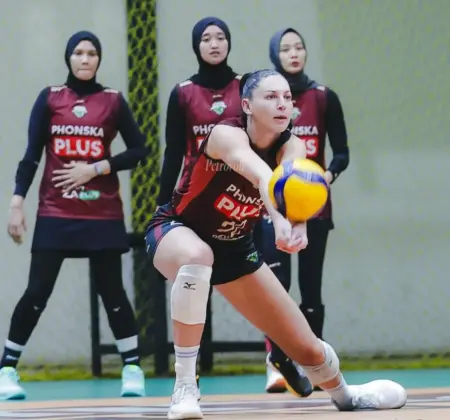 Gresik Petrokimia Lakukan Persiapan Intens dan Matangkan Taktik Jelang Final Four Proliga 2026 Foto BeritaJatim.com