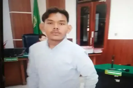Sidang Oknum Polisi Pengemudi Mobil Patroli: Akui Tak Menolong Korban Usai Kecelakaan di Surabaya Foto BeritaJatim.com