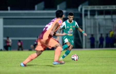 Persebaya Tumbang 1-5 dari Borneo FC di Samarinda Foto BeritaJatim.com