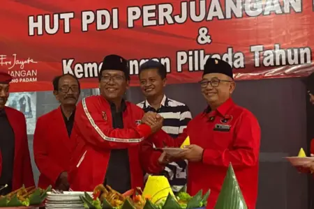 PDIP Larang Keras Kader Berbisnis MBG, DPC Blitar Tegaskan Loyalitas Foto BeritaJatim.com