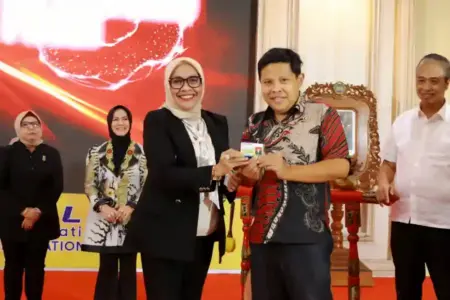 Unitomo Buka Program Doktor Ilmu Hukum, Apa Keunggulannya? Foto BeritaJatim.com