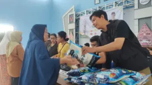 Operasi Pasar Murni Pemkot Kediri Diserbu Warga, Beras hingga Minyak Goreng Dijual di Bawah Harga Pasar Foto BeritaJatim.com