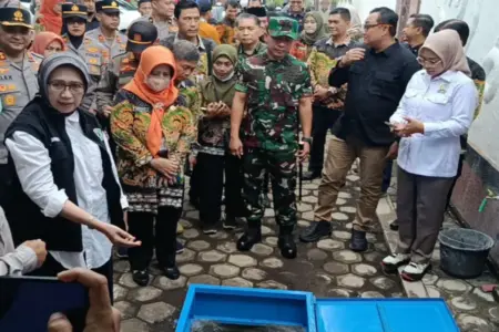 Bupati Lumajang Pastikan Limbah SPPG Dekat Rumah Sekda Sudah Dibenahi Foto BeritaJatim.com