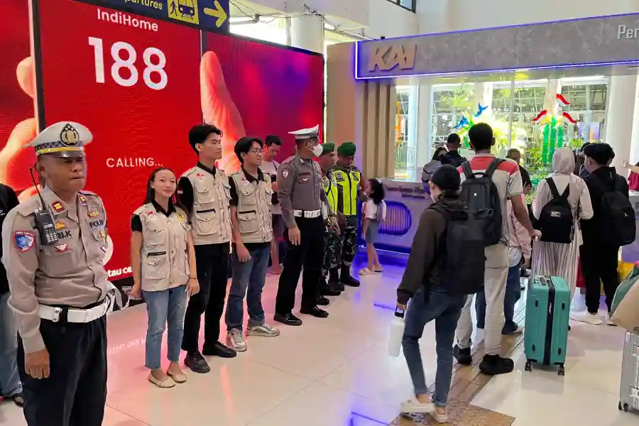 Untag Surabaya Ubah Skema KKN Jadi Relawan Arus Mudik 2026 Foto BeritaJatim.com