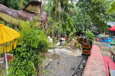 Kebun Binatang Surabaya Targetkan 140 Ribu Pengunjung saat Libur Lebaran 2026 Foto BeritaJatim.com