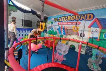 Satlantas Polres Madiun Siapkan Playground dan Bengkel Gratis di Pos Mudik Taman Asti Caruban Foto BeritaJatim.com