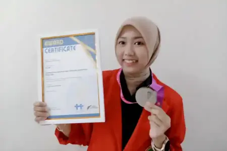 Inovasi Wisata Digital Antar Mahasiswi Untag Surabaya Juara di Malaysia, Seperti Apa Konsepnya? Foto BeritaJatim.com